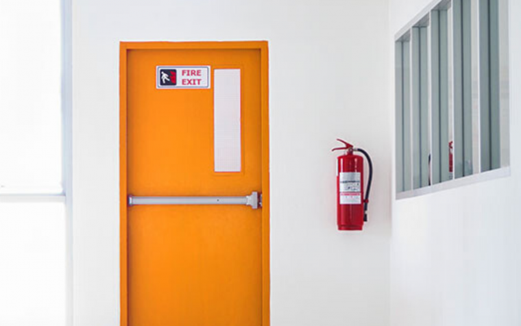 Co musisz wiedzieć o drzwiach przeciwpożarowych?
